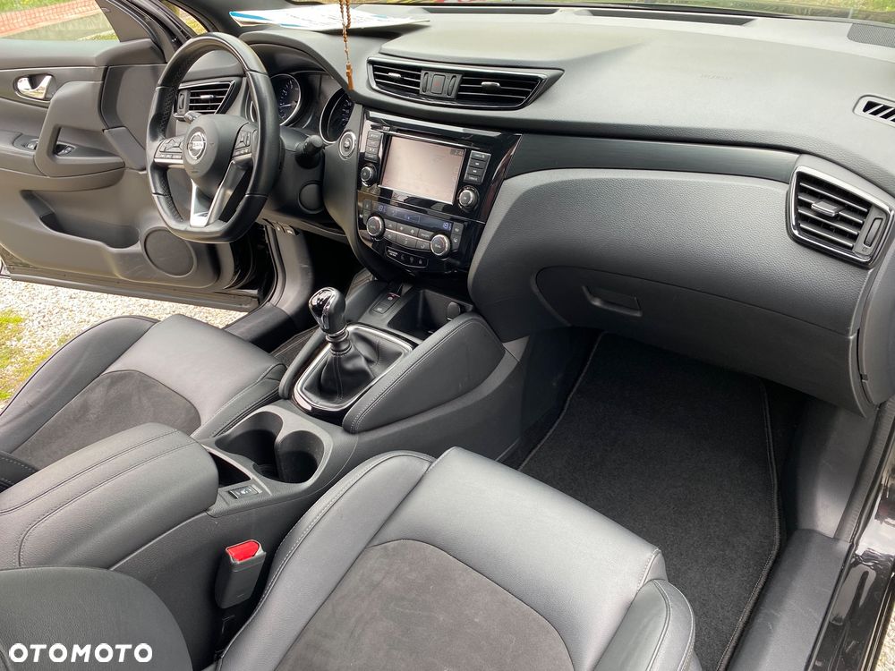 Nissan Qashqai 1.3 DIG-T N-Tec - 24