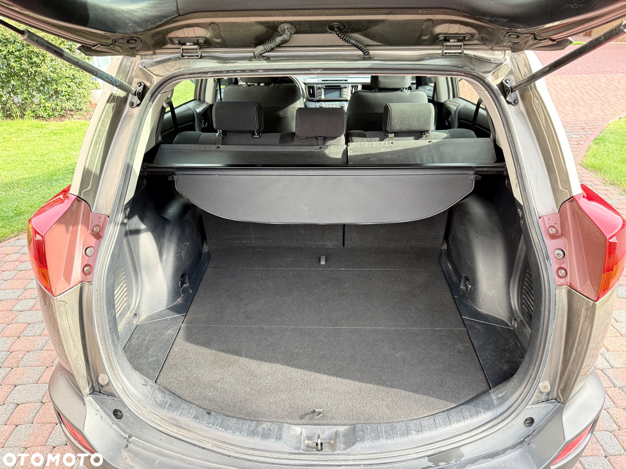 Toyota RAV4 2.0 D-4D Active - 20