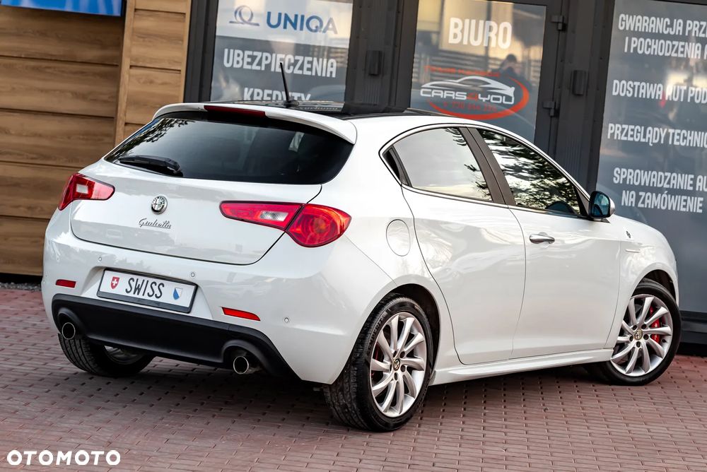 Alfa Romeo Giulietta 1.8 TBi 16V Quadrifoglio Verde - 11