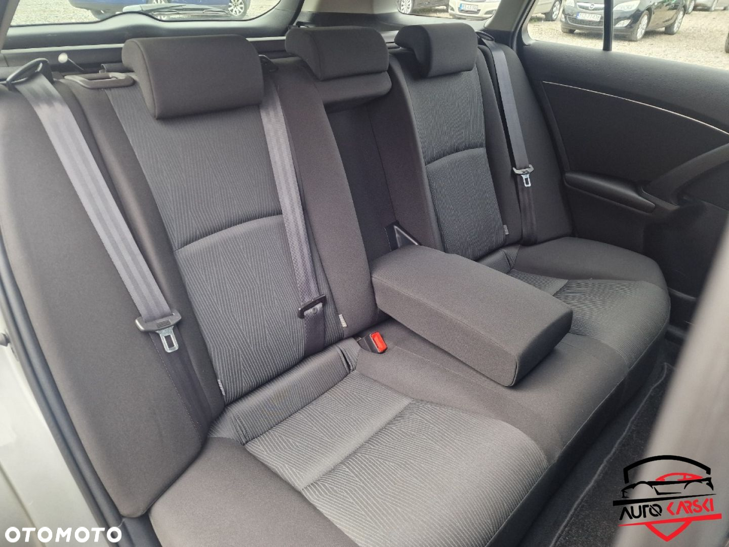Toyota Avensis - 23