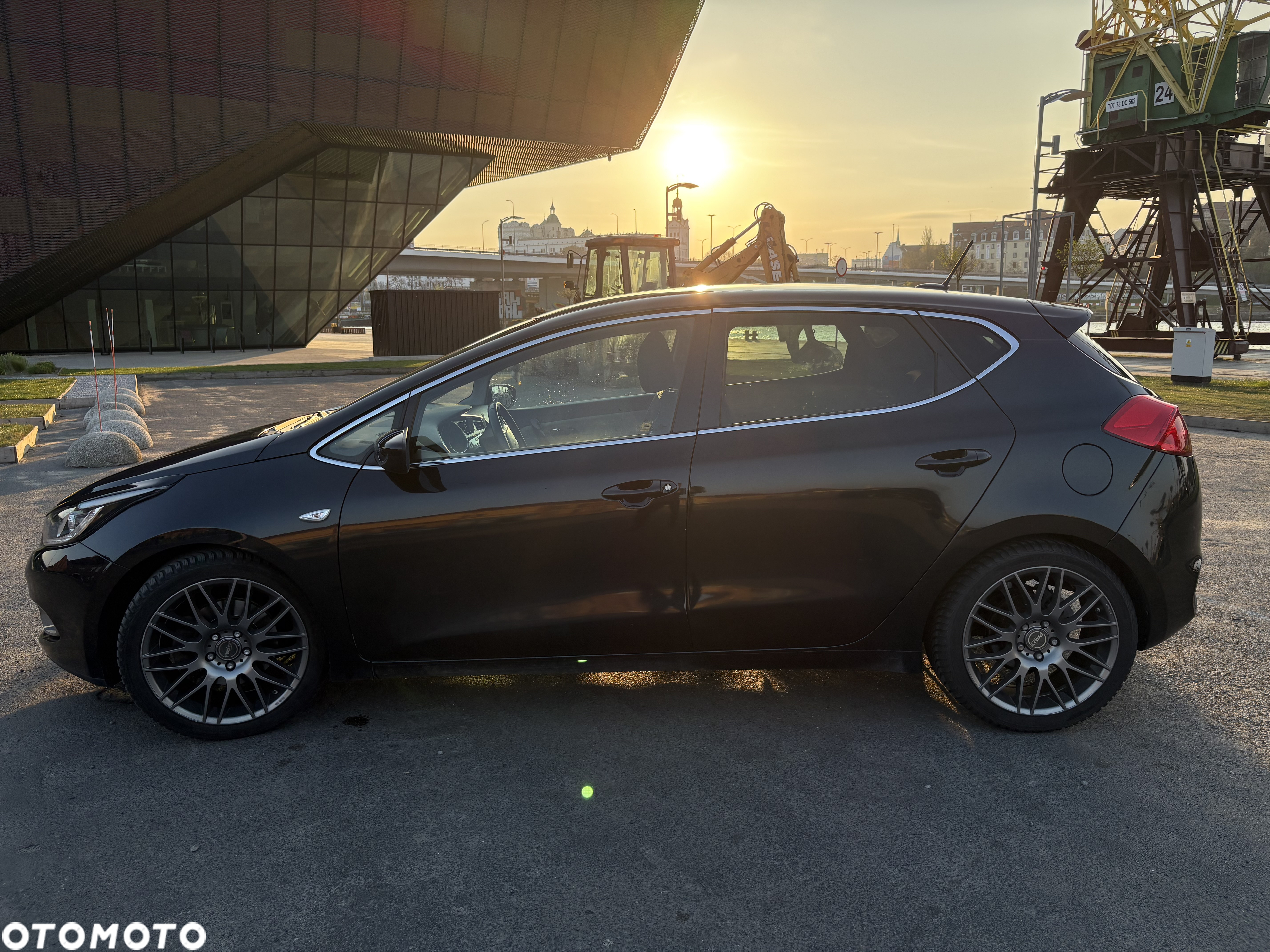Kia Ceed 1.6 GDI Platinum Edition - 5