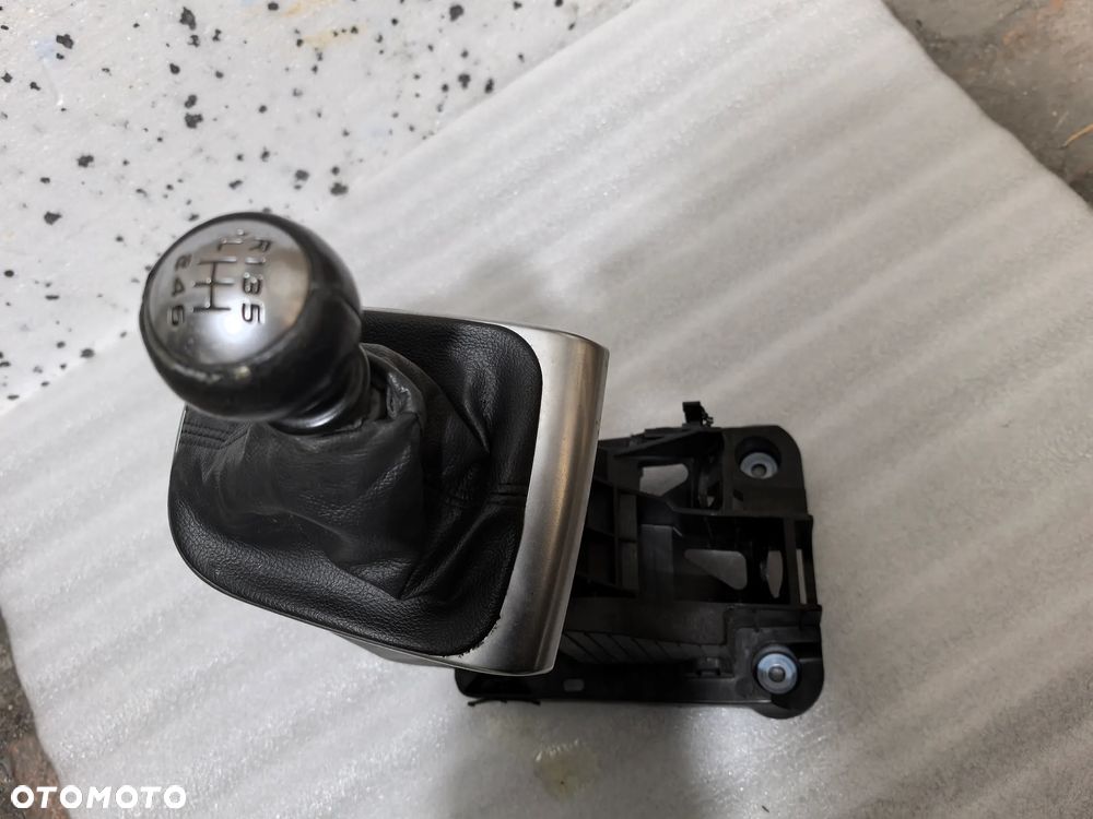 Citroen C4 II b7 Gałka mieszek lewarek zmiany biegów