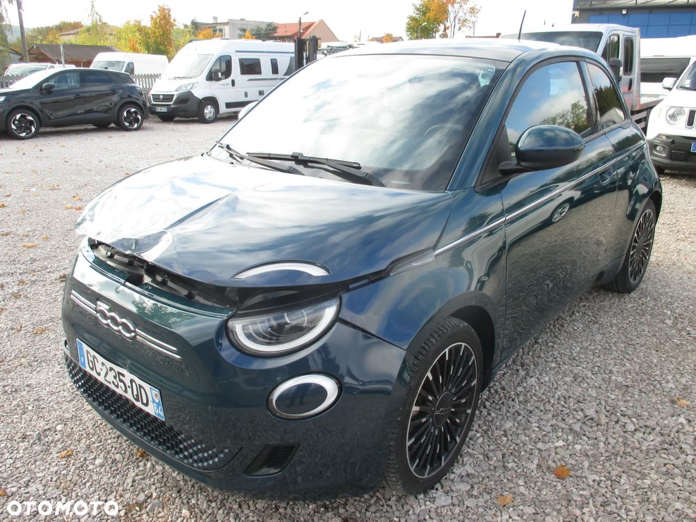 Fiat 500E