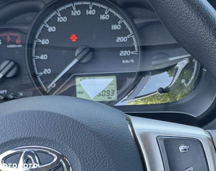 Toyota Yaris 1.0 Active - 12