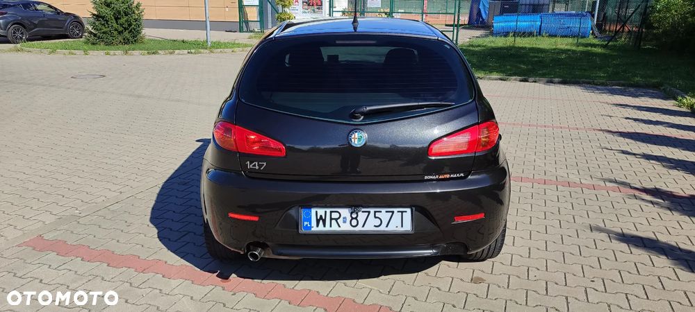 Alfa Romeo 147 1.6 Twin Spark ECO Shape - 8