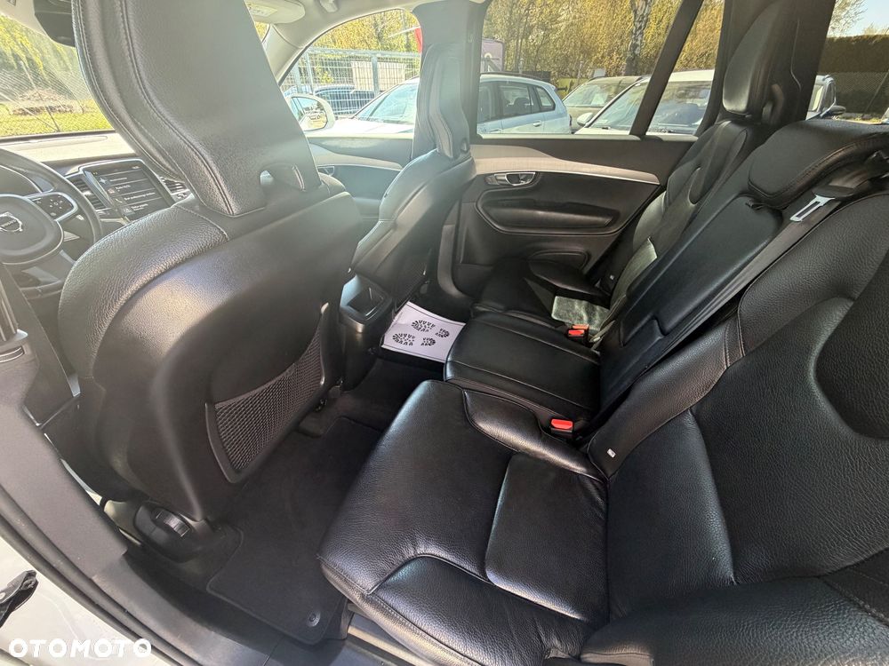 Volvo XC 90 B5 D AWD Momentum Pro 7os - 28