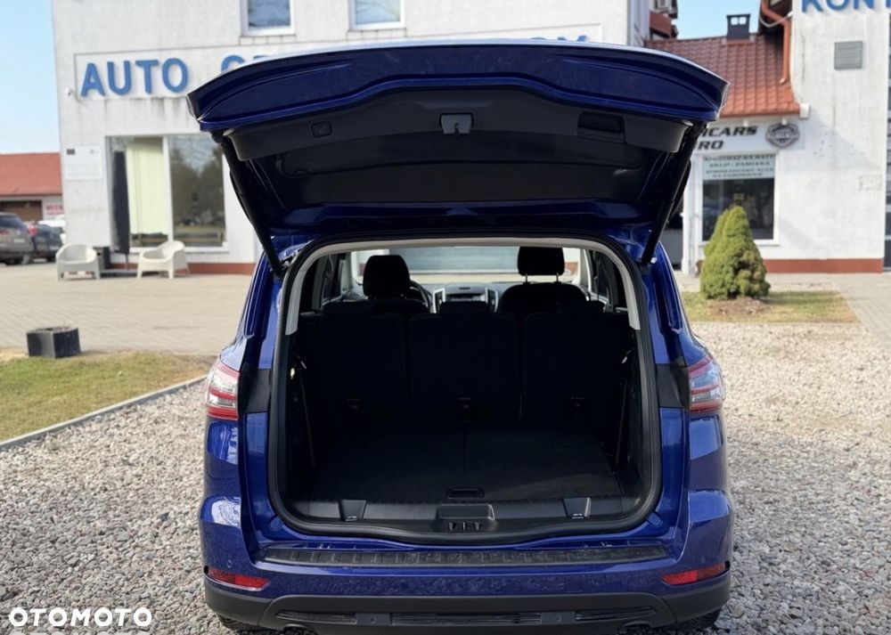Ford S-Max - 36