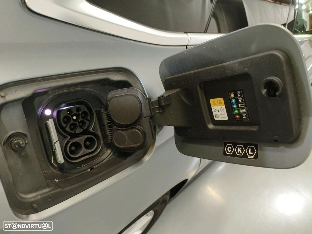 BMW i4 eDrive35 - 12