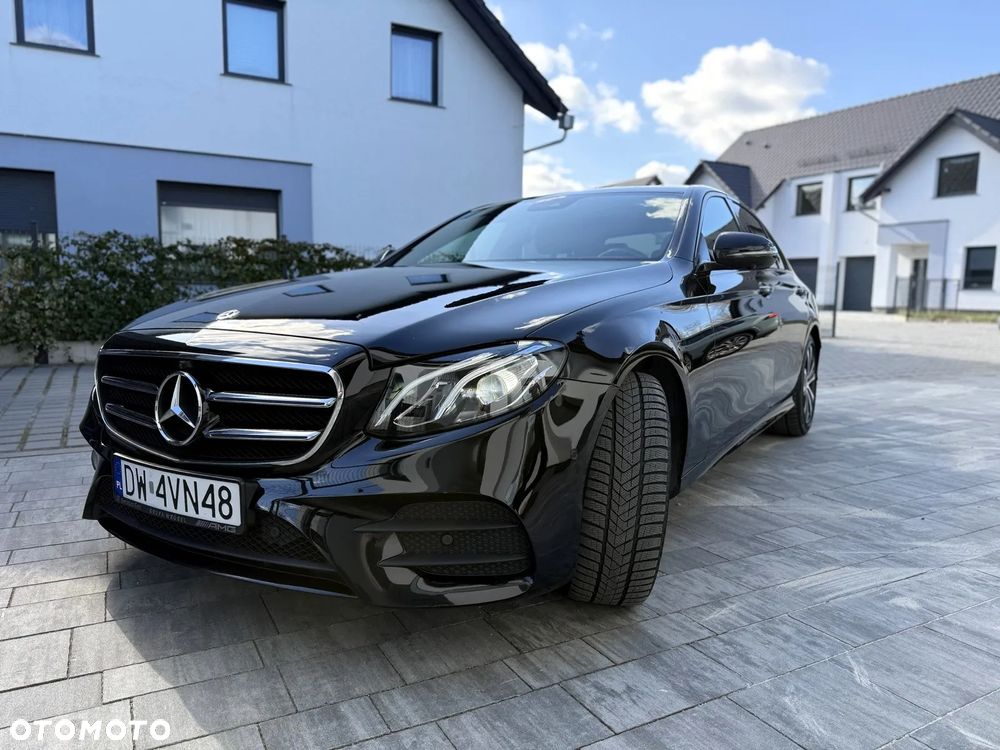 Mercedes-Benz Klasa E 300 AMG - 2