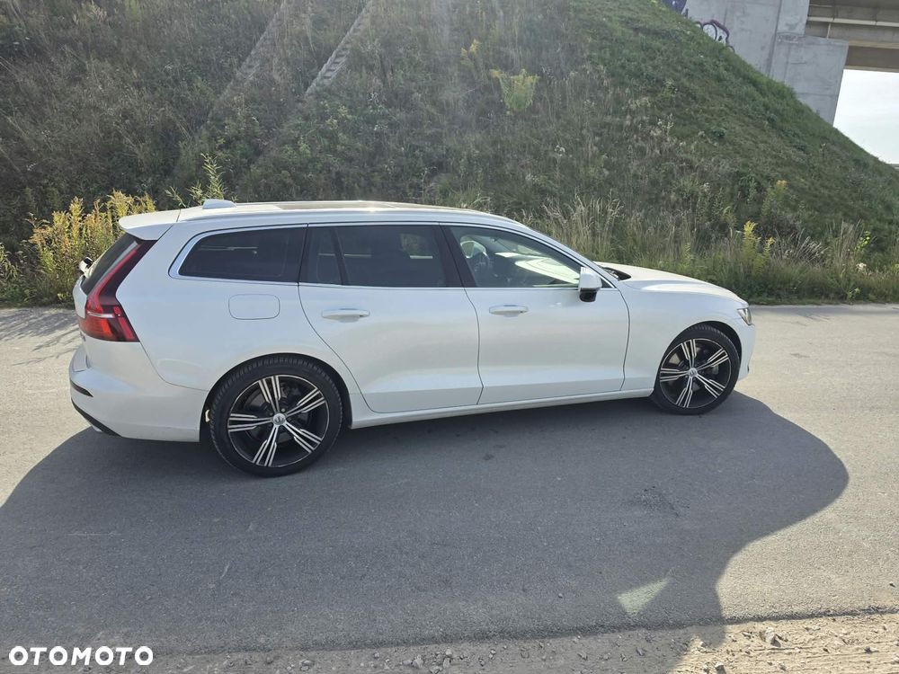 Volvo V60 2019 photo 4