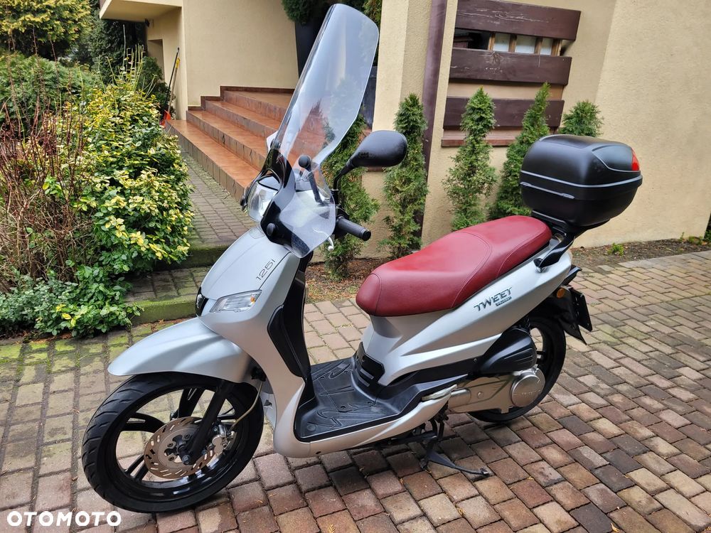 Peugeot Tweet - 12