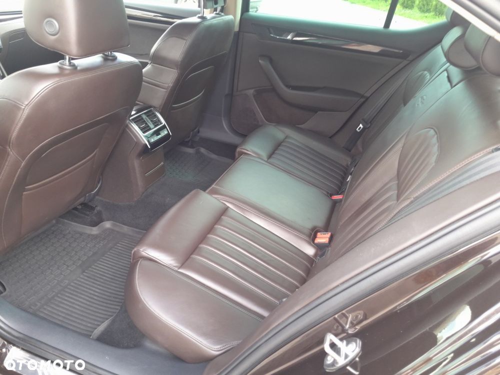 Skoda Superb 2.0 TDI L&K DSG - 5