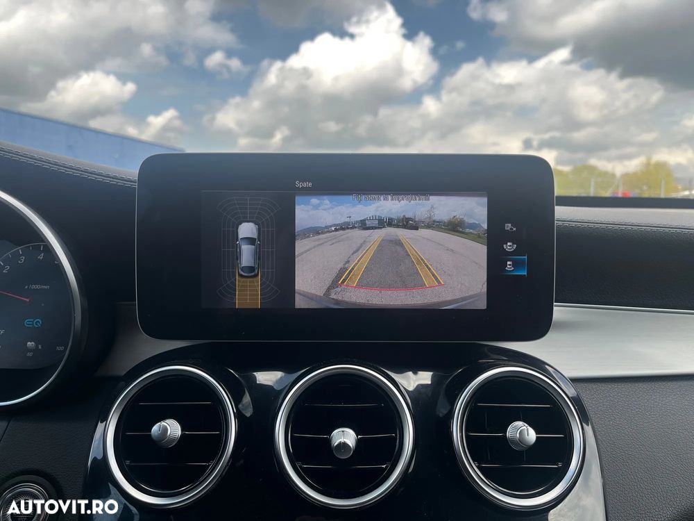 Mercedes-Benz GLC Coupe 300 de 4Matic 9G-TRONIC - 24