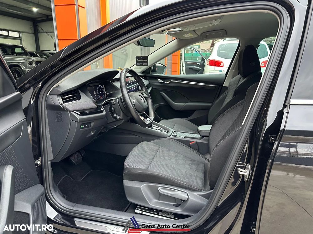 Skoda Octavia 2.0 TDI DSG Style - 3