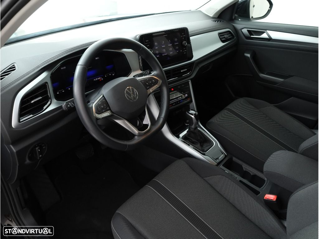 VW T-Roc 1.5 TSI Urban DSG - 13