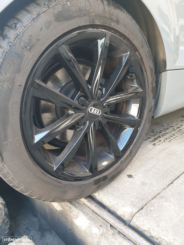 Audi TT Coupé 1.8 TFSI — fotografia 4