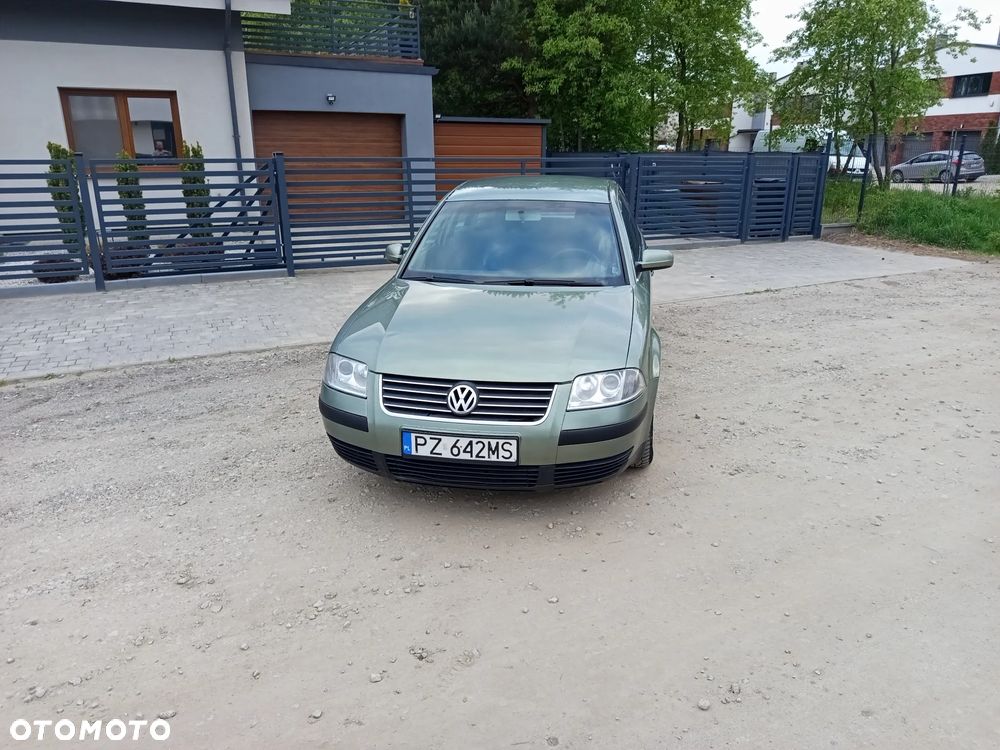 Volkswagen Passat - 10