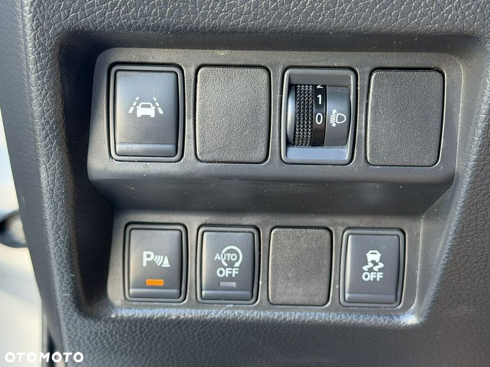 Nissan Qashqai - 14