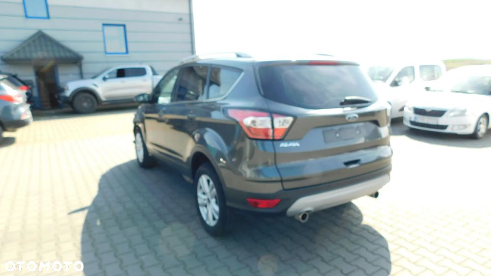 Ford Kuga 2.0 TDCi 4x2 Trend - 6