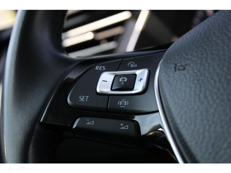Volkswagen Passat Variant 2.0 TDI BMT Highline DSG - 18