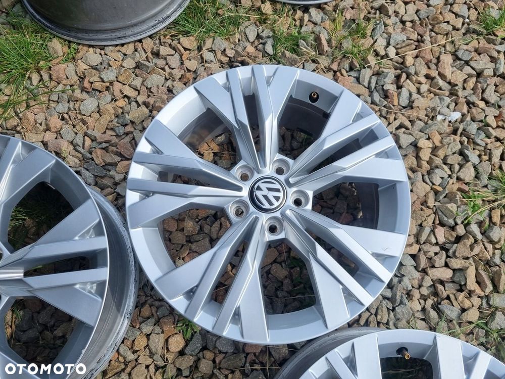 VW PASSAT B8 ALLTRACK,TIGUAN,AUDI,SEAT ALHAMBRA ,skoda alu 7x17 ET38 super - 3