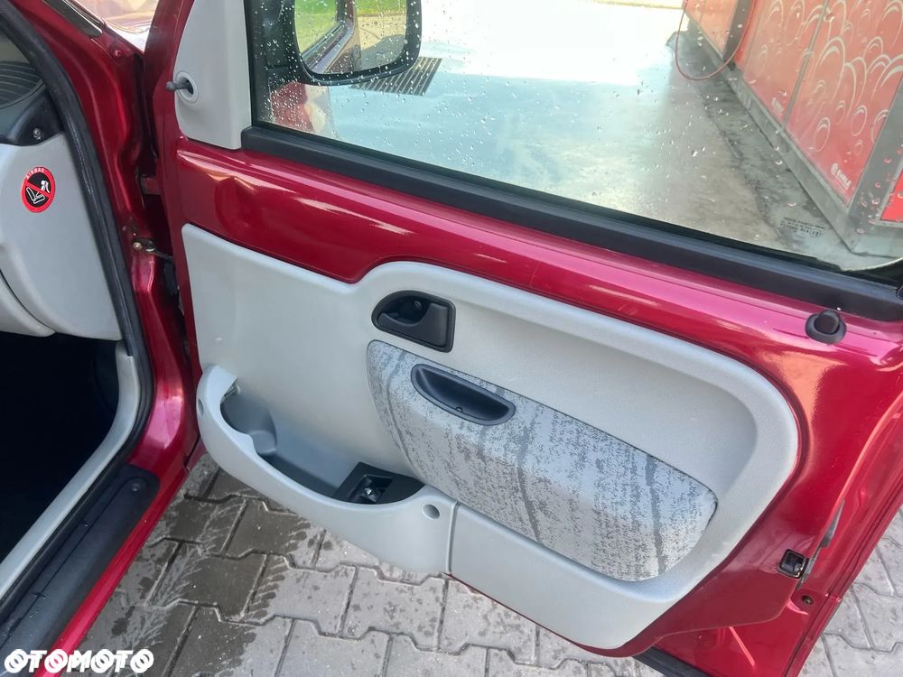 Renault Kangoo 1.6 16V Alize - 17