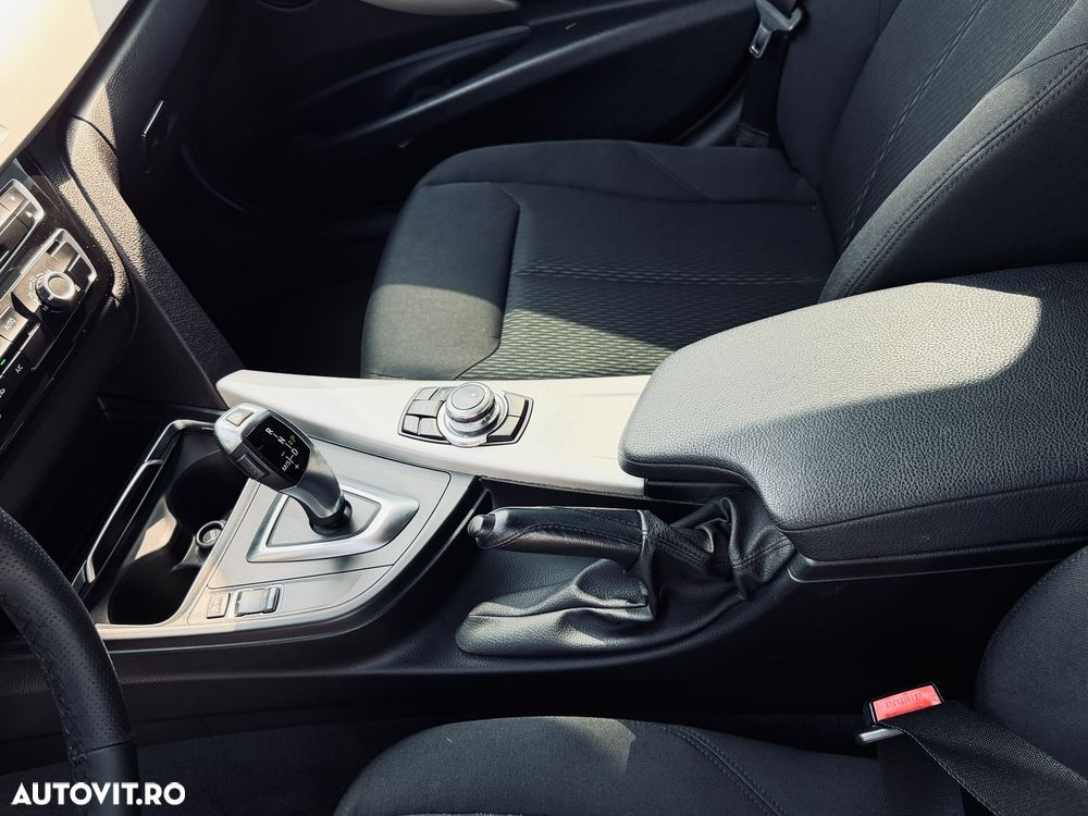 BMW Seria 3 - 25