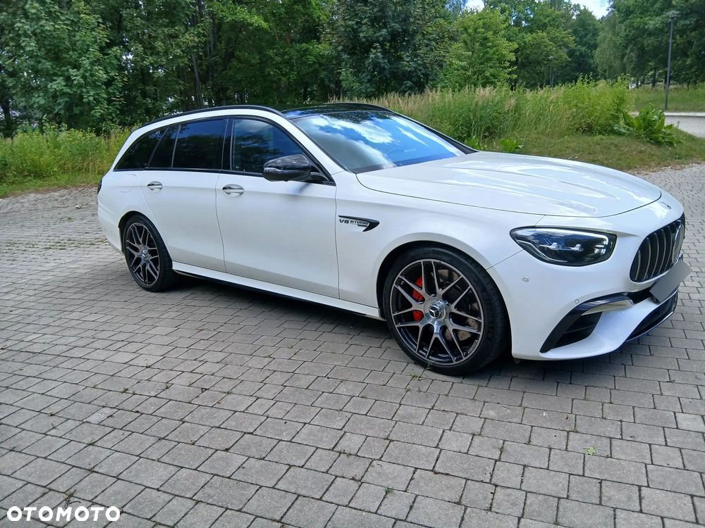 Mercedes-Benz Klasa E AMG 63 S 4Matic+ AMG Speedshift MCT-9G - 23