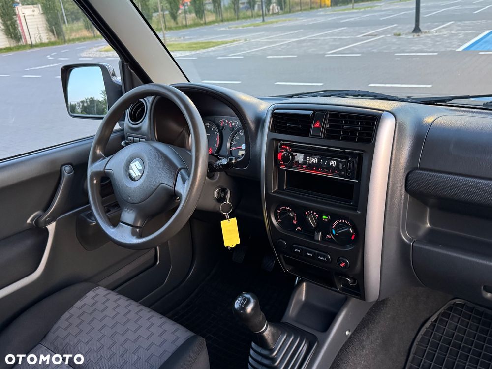 Suzuki Jimny - 25