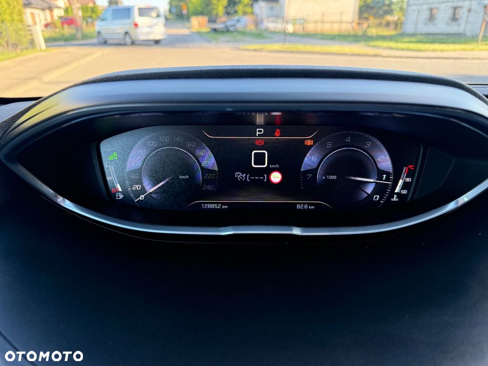 Peugeot 3008 THP 165 EAT6 Stop & Start Allure - 23