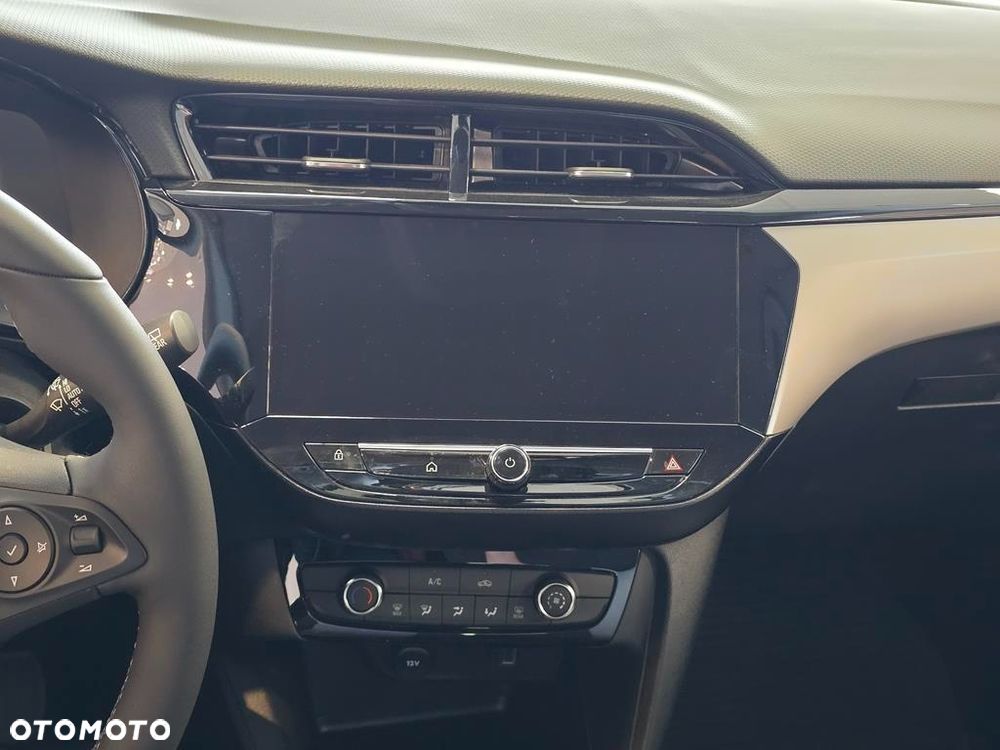 Opel Corsa 1.2 GS S&S - 13