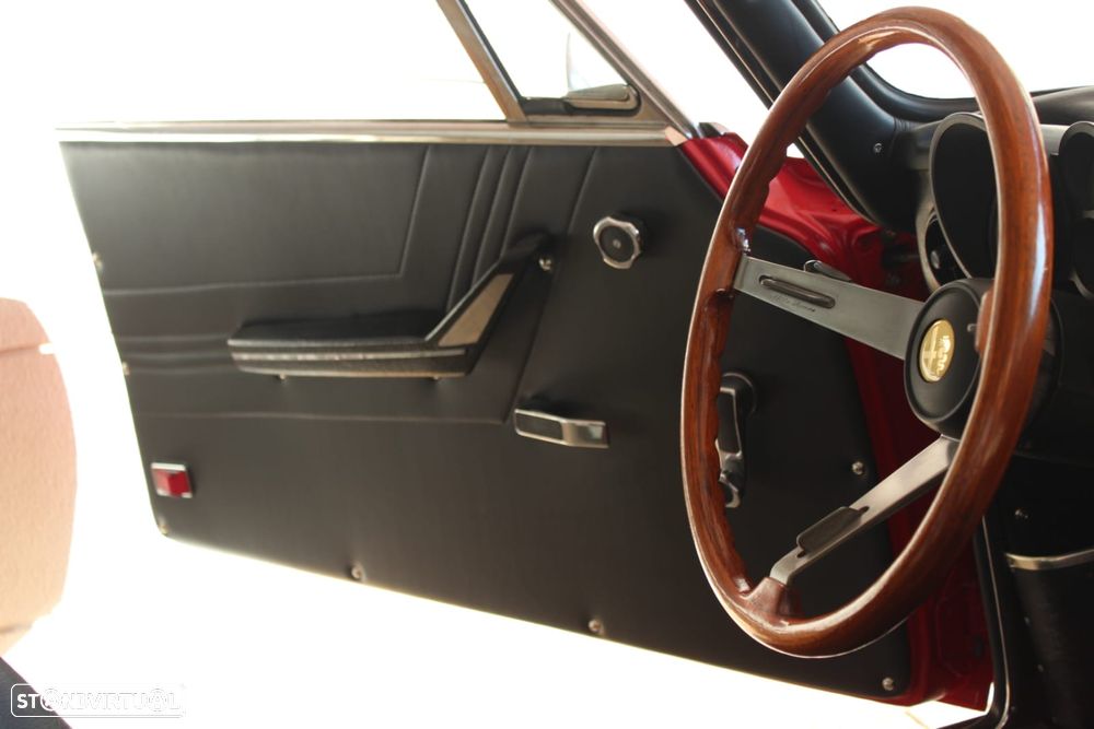 Alfa Romeo 2000 GTV - 20