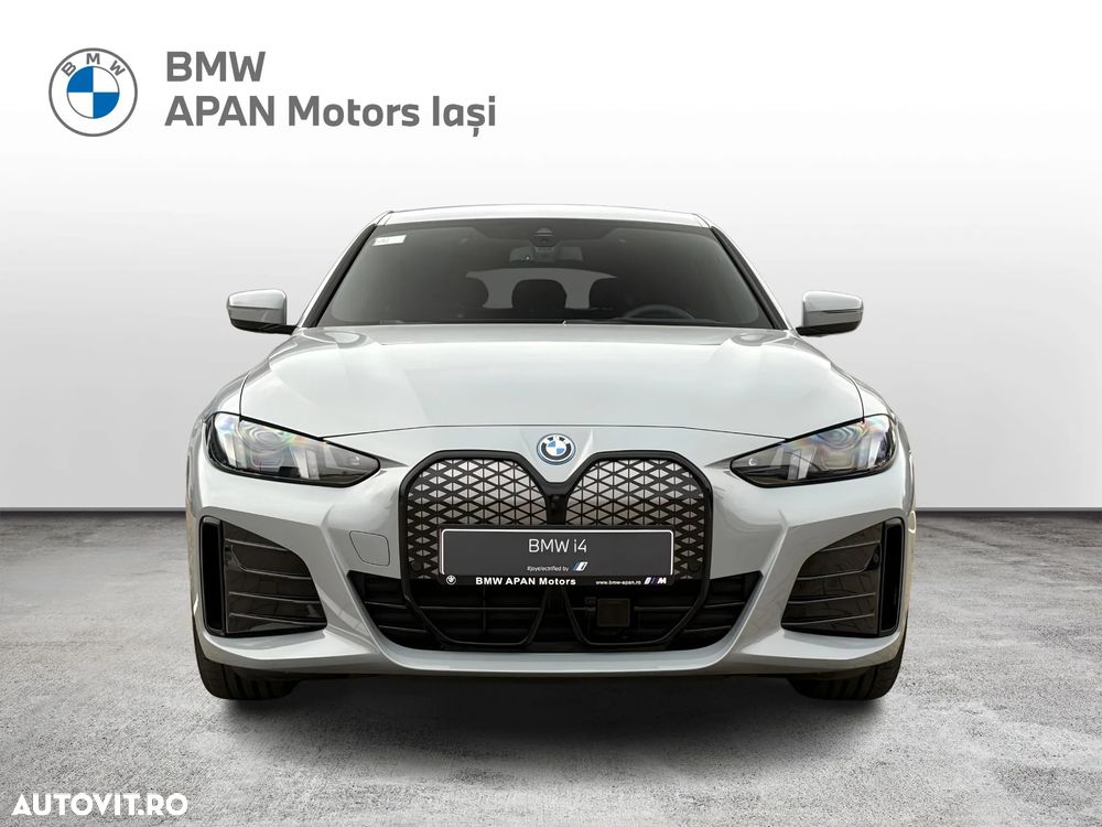 BMW i4 - 2