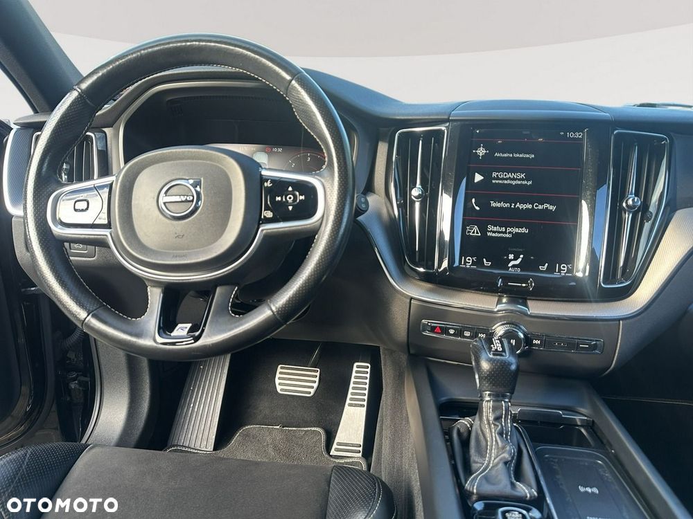Volvo XC 60 D4 AWD R-Design - 15