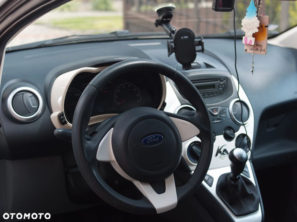 Ford KA - 6