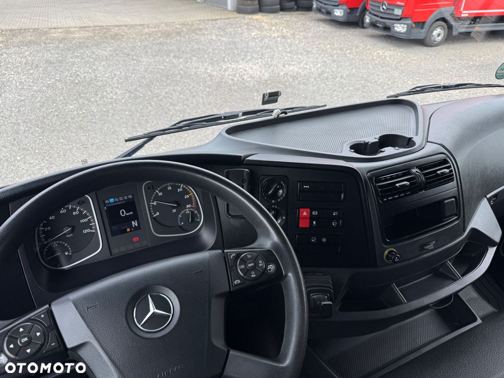 Mercedes-Benz ATEGO - 19