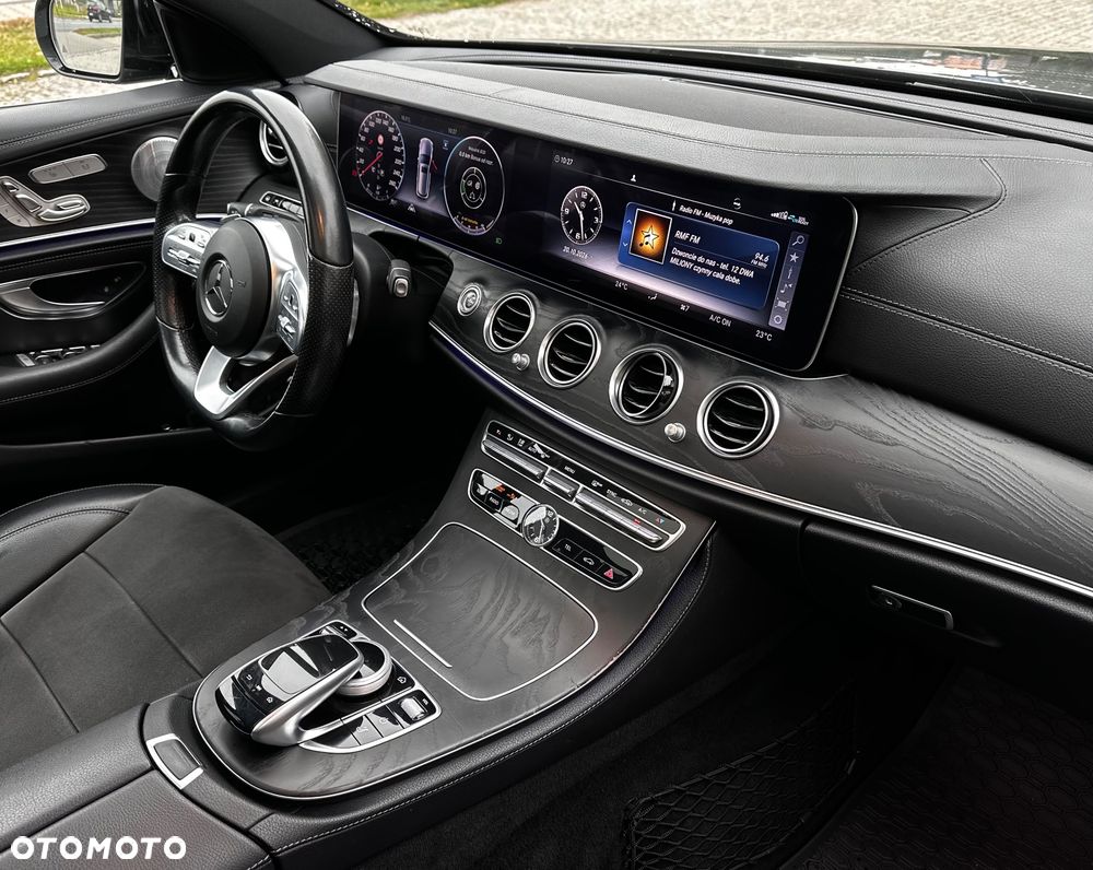 Mercedes-Benz Klasa E 220 d 4-Matic AMG - 37
