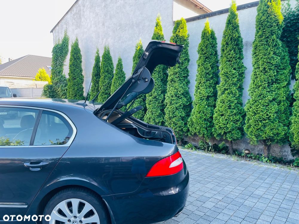 Skoda Superb 2.0 TDI Ambition - 6