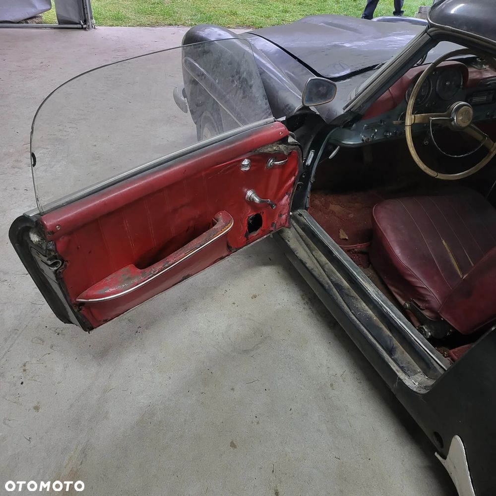 Mercedes-Benz SL - 8