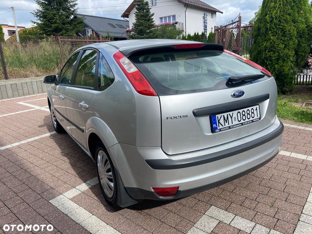 Ford Focus 1.6 Ambiente - 6
