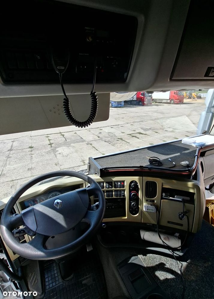 Renault Premium - 9