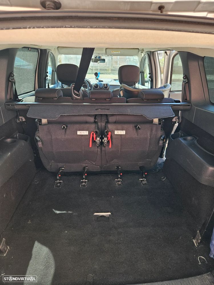 Dacia Lodgy 1.5 dCi Stepway 7L - 32