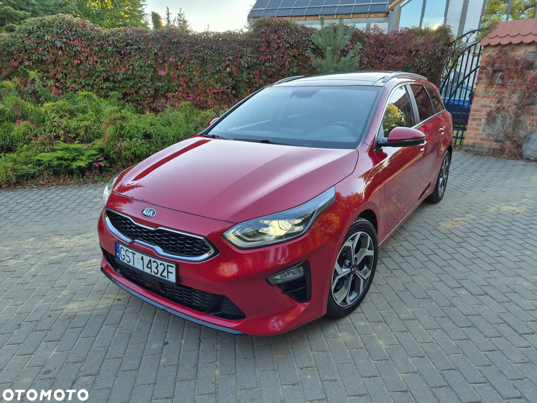 Kia Ceed SW 1.4 T-GDI OPF Platinum Edition - 1