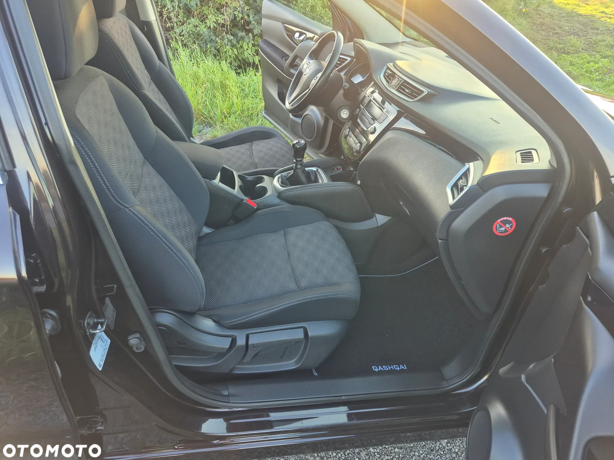Nissan Qashqai 1.2 DIG-T N-Connecta - 26
