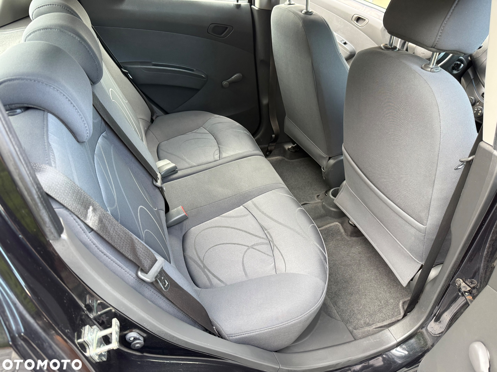 Chevrolet Spark 1.0 Base+ - 17