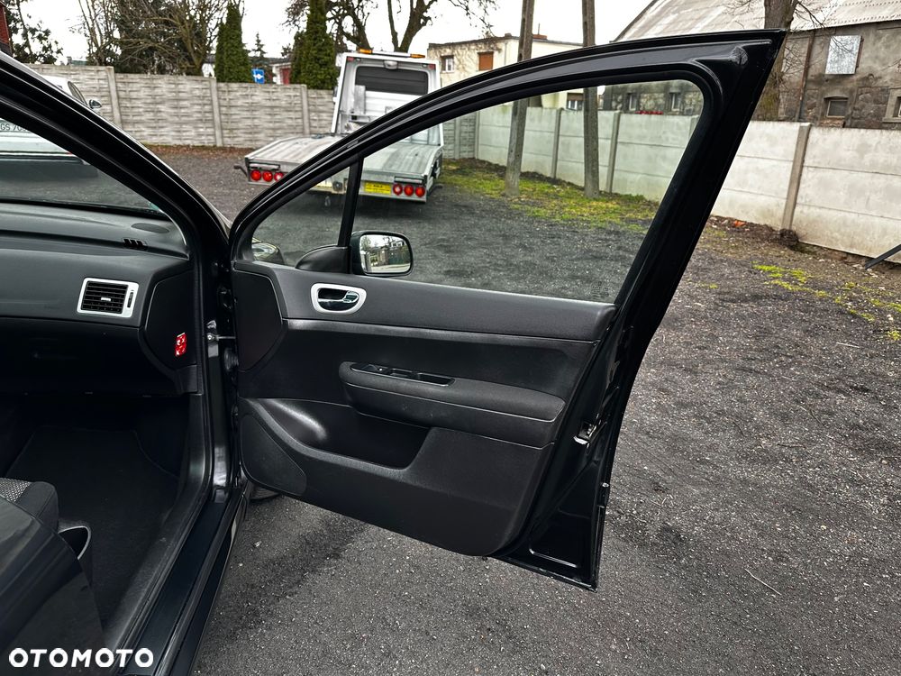 Peugeot 307 SW 110 OXYGO - 17