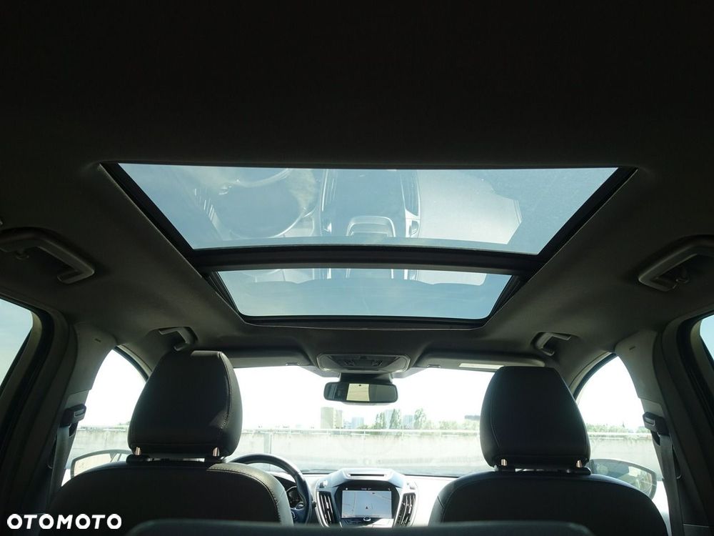 Ford Kuga 2.0 TDCi AWD ST-Line - 32