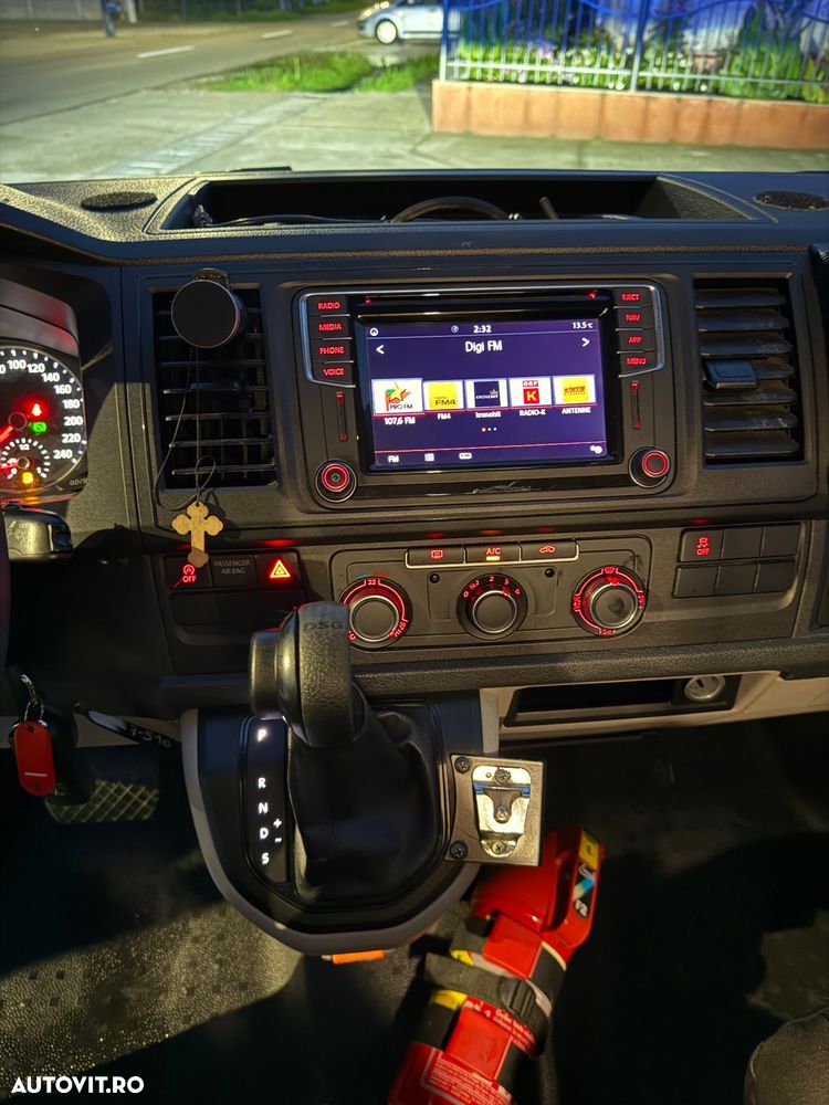 Volkswagen Transporter - 5