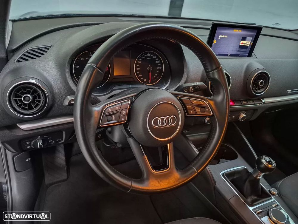 Audi A3 Sportback 30 TDI - 9