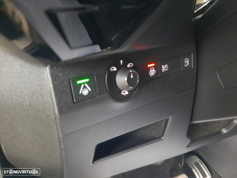 DS DS7 Crossback E-Tense Performance Line EAT8 - 31